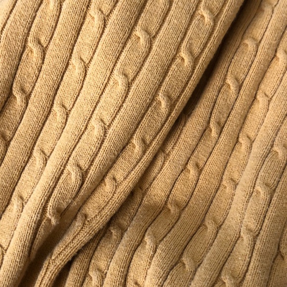 Yellow Sweater - Picture 3 of 3